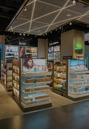 Shopping at TRV Airport